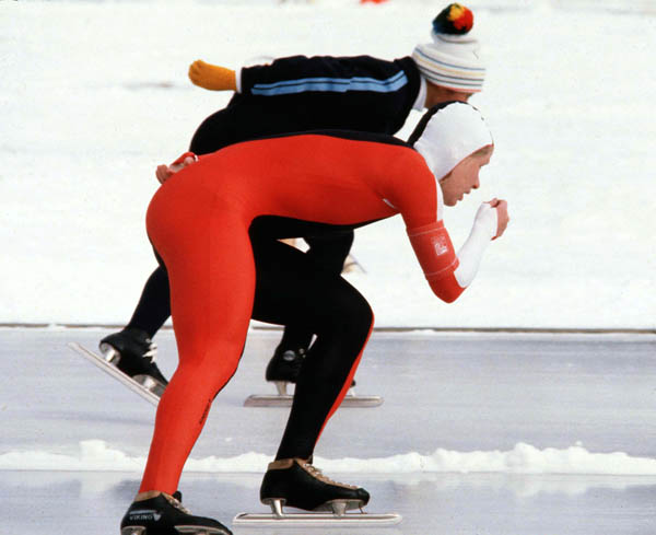 Canada's Sylvie Burka (red) competes in the speedskating event at the 1980 Winter Olympics in Lake Placid. (CP Photo/COA)