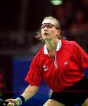 Milaine Cloutier du Canada participe  une preuve de badminton en double mixte aux Jeux olympiques de Sydney de 2000. (Photo PC/AOC)