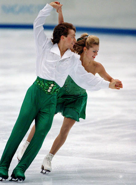 Canada's Shae-Lynn Bourne and Victor Kraatz participate in the Ice Dance event at the 1998 Winter Olympics in Nagano. (CP PHOTO/COA)