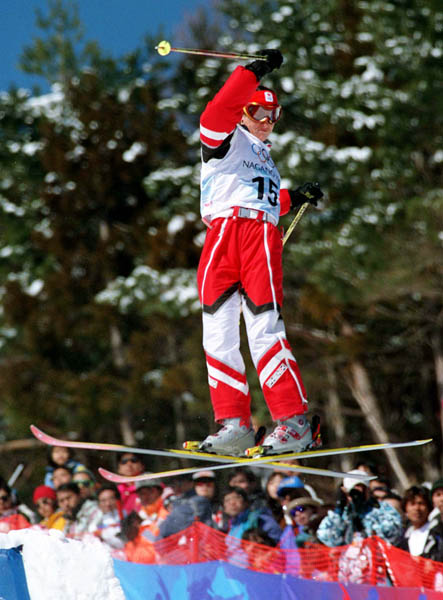 Canada's Tammy Bradley competes in aerials during the freestyle ski event at the 1998 Nagano Winter Olympic Games. (CP Photo/ COA/Mike Ridewood)