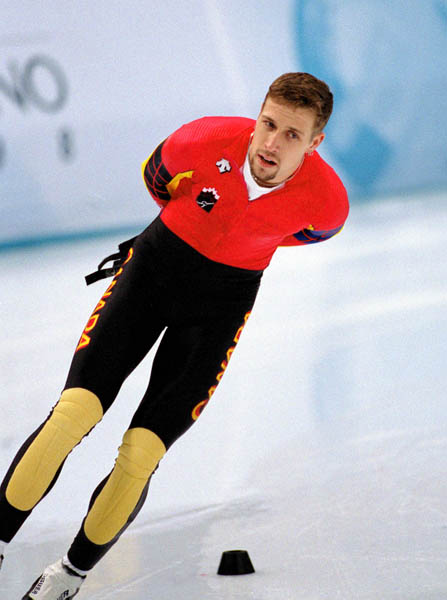 Canada's Marc Gagnon warms up during the short track speed skating event at the 1998 Nagano Winter Olympic Games. (CP Photo/ COA/ Scott Grant)