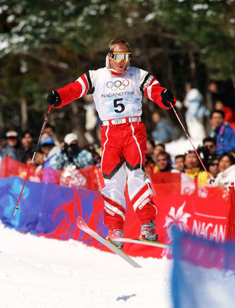Canada's Ryan Johnson competes in the freestyle ski moguls event at the 1998 Nagano Winter Olympic Games. (CP Photo/ COA/Mike Ridewood)
