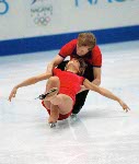 Canada's pairs figure skaters Kristy Sargeant and Kris Wirtz participate in the ice dance competition at the 1998 Winter Olympics in Nagano. (CP PHOTO/COA)