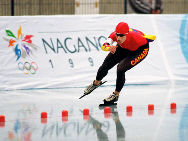 Catorina Le May Doan du Canada participe  une preuve de patinage de vitesse aux Jeux olympiques d'hiver de Nagano de 1998. (PC Photo(AOC)