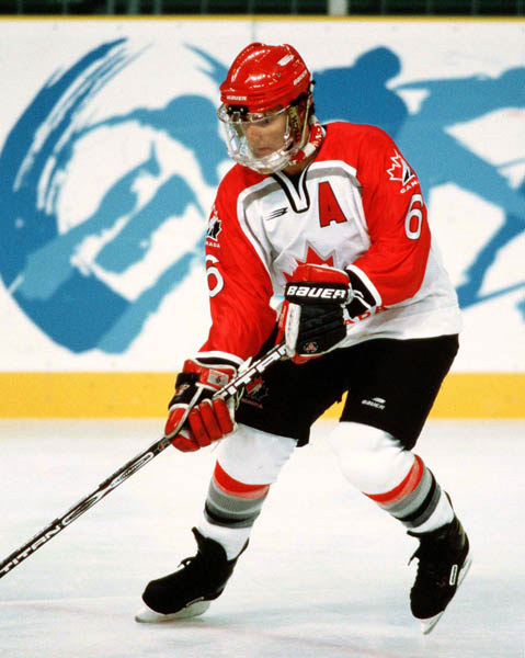 Canada's Therese Brisson (6) competes in women hockey action at the 1998 Nagano Winter Olympics. (CP PHOTO/COA/Mike Ridewood)