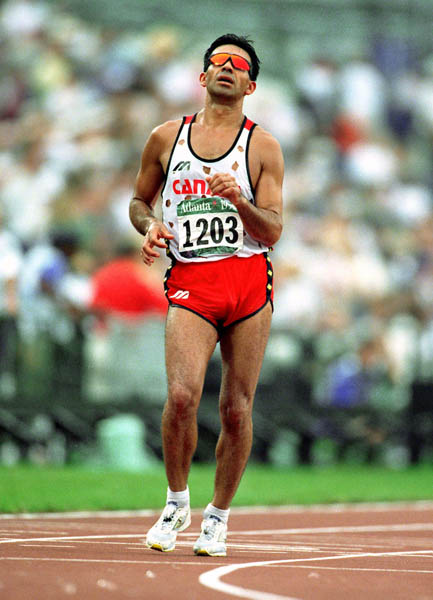 Canada's Arturo Huerta competes in a walk event at the 1996 Olympic games in Atlanta. (CP PHOTO/ COA/Claus Andersen)
