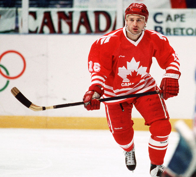 Canada's Wally Schreiber competes in hockey action at the 1994 Winter Olympics in Lillehammer. (CP Photo/COA/Claus Andersen)