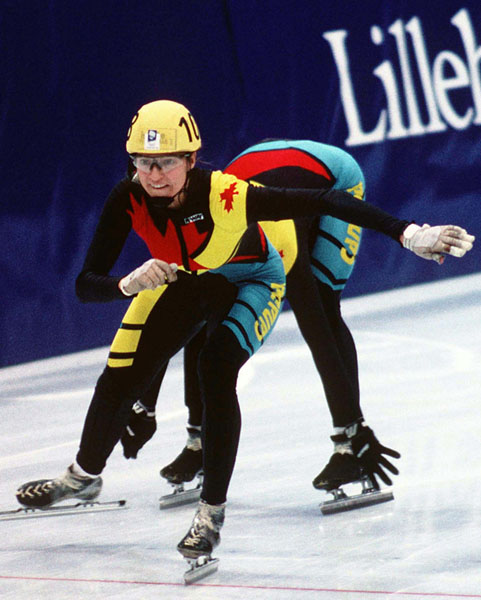 Sylvie Daigle du Canada participe  l'preuve de patinage de vitesse courte piste aux Jeux olympiques d'hiver de Lillehammer de 1994. (Photo PC/AOC)