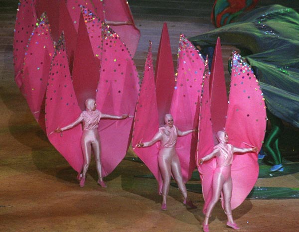 Performers dance during the opening ceremonies of the 2000 Sydney Olympic Games. (CP Photo/ COA)