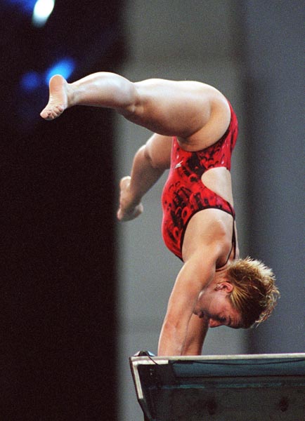 Canada's Emilie Heymans performs a dive during the Sydney 2000 Olympic Games(CP PHOTO/ COA)