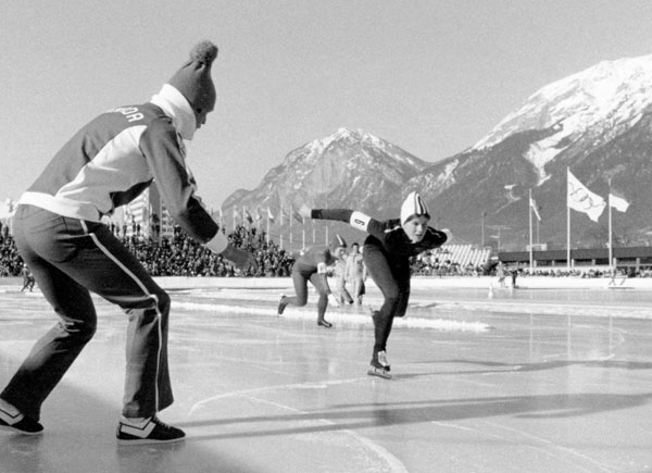 Canada's Kathleen Vogt (6) competes in the speedskating event at the 1976 Winter Olympics in Innsbruck. (CP Photo/COA)