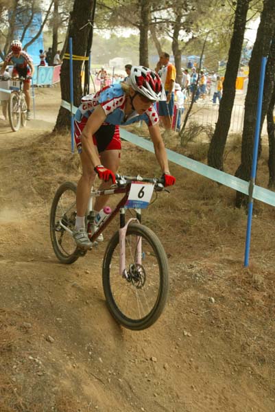 Canada's Alison Sydor in the cycling cross country event at the Olympic Games in Athens on August 27, 2004. (CP PHOTO)2004(COC-Mike Ridewood)