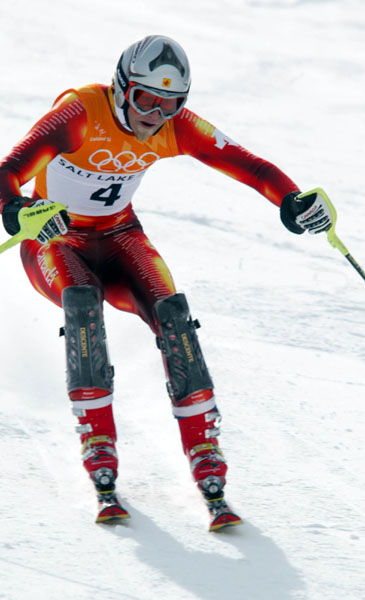 Canadian Jean-Philippe Roy, of Sainte-Flavie, Qc, races down the Slalom course during the Men's Combined in Snow Basin, Wednesday Feb. 13, at the 2002 Olympic Winter Games. (CP Photo/COA/Andre Forget).