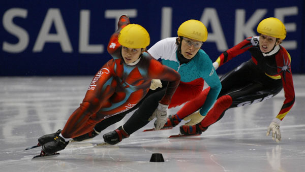 Canadian short track speed skater Alanna Kraus during the Womens 500 metre in Salt Lake City, Utah Saturday Feb. 16, at the 2002 Olympic Winter Games. (CP Photo/COA/Andre Forget).