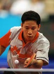 Canada's Kurt Lui playing table tennis at the Sydney 2000 Olympic Games.(CP PHOTO/ COA)