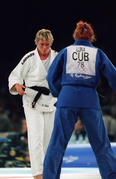 Canada's Kimberley Ribble faces her Judo opponent at the Sydney 2000 Olympic Games. (CP PHOTO/ COA)