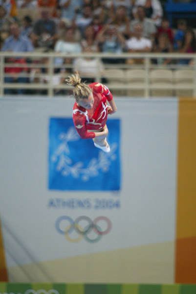 Canada's Karen Cockburn of Toronto in her silver medal performance in women's trampoline at the Olympic Games in Athens on Friday, August 20, 2004. (CP PHOTO)2004(COC-Mike Ridewood)