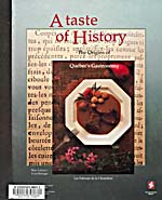 Couverture du livre de cuisine A TASTE OF HISTORY: THE ORIGINS OF QUÉBEC'S GASTRONOMY sur laquelle on peut voir une photo d'une assiette contenant de la viande rôtie et des pommes de terre, posée sur le texte d'une recette ancienne