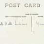 Verso de la carte postale présentant un portrait de groupe avec une note manuscrite à l'arrière indiquant : FILE HILLS INDIANS, YOUNG AND OLD, File Hills (Saskatchewan), date inconnue